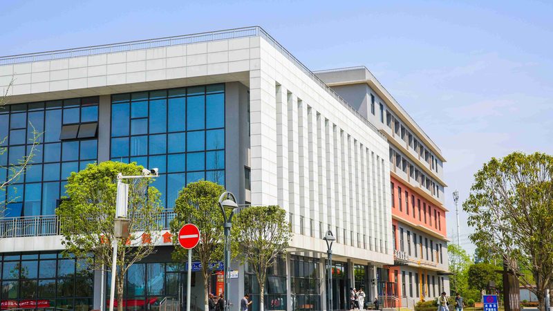 继电器线圈电压，揭秘其报价背后的关键因素**
